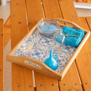 hacer un ramillete de flores crianza montessori