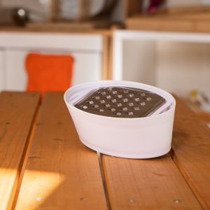rallador con recipiente crianza montessori